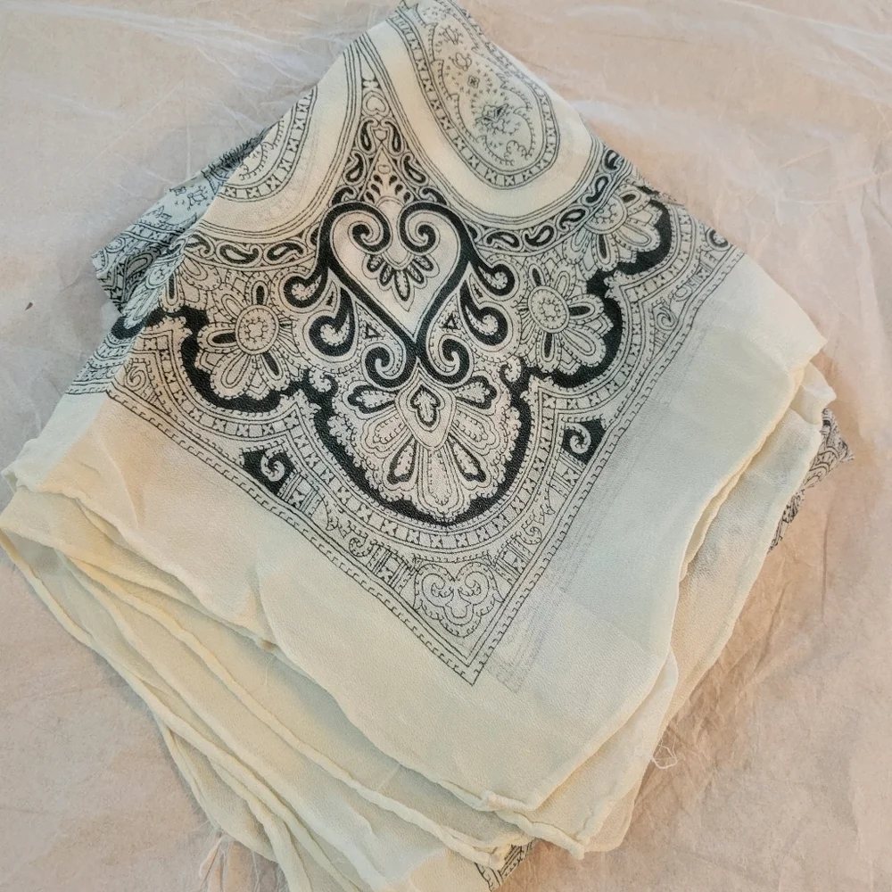 Vintage Scarf ~ Black & Cream Tone Paisley ~ Retro ~ Blemishes FINAL PRICE
